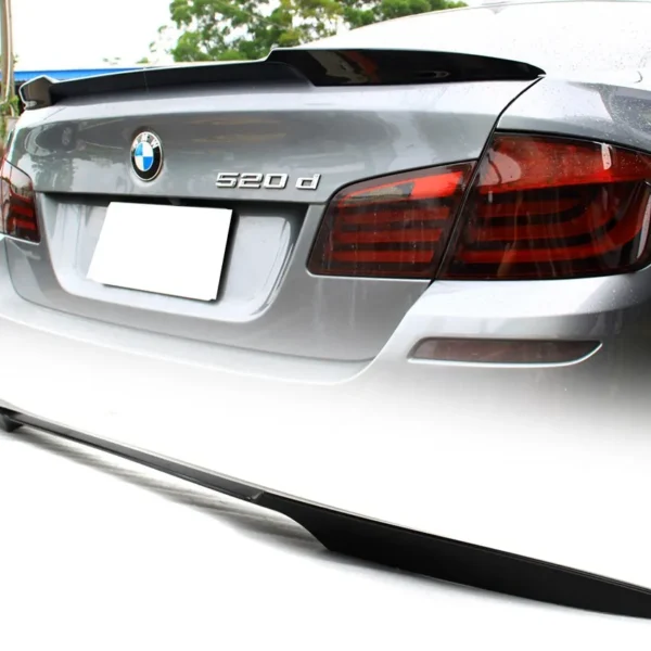 Vinge M4 Style BMW F10 Spoiler