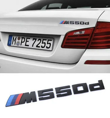 BMW Modellbeteckning M550d Svart 19cm