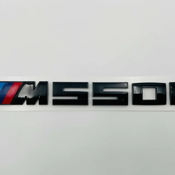 BMW Modellbeteckning M550i 24cm Svart Motorkod