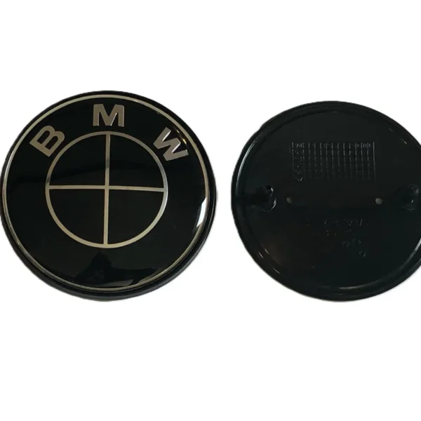 BMW emblem 82mm svart bas, svart design