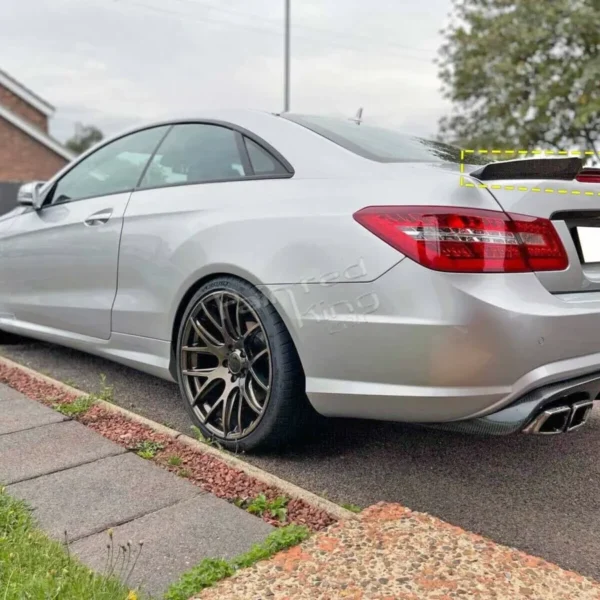 Spoiler Vinge Mercedes-Benz W207 E Coupe